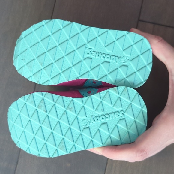 NWOT Toddler Size 4 Saucony Jazz Hook & Loop Sneaker - Picture 7 of 8